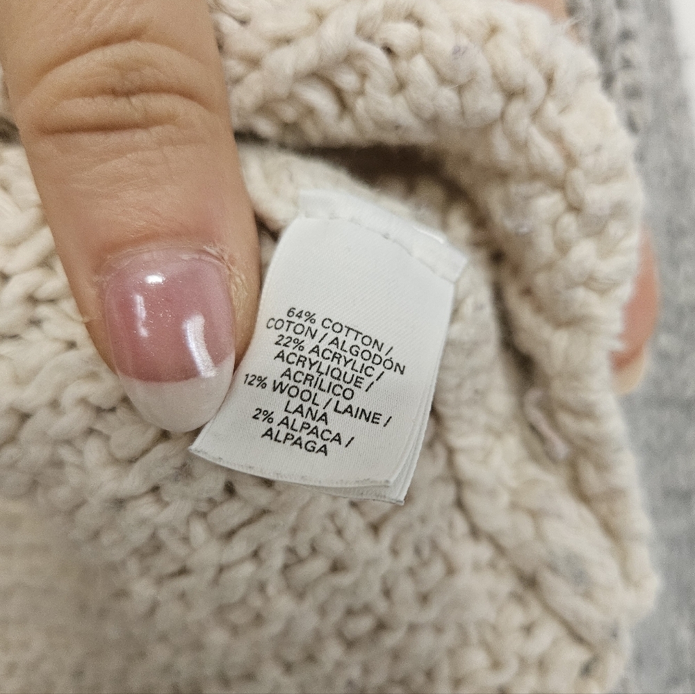 Victoria's Secret Slouchy Cableknit Chunky Colorblock Cream Sweater XS/S - Picture 4 of 6